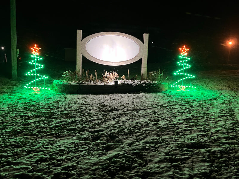 Load image into Gallery viewer, 4 ft. Zig Zag Tree Silhouette Christmas Pole Mounted Decoration